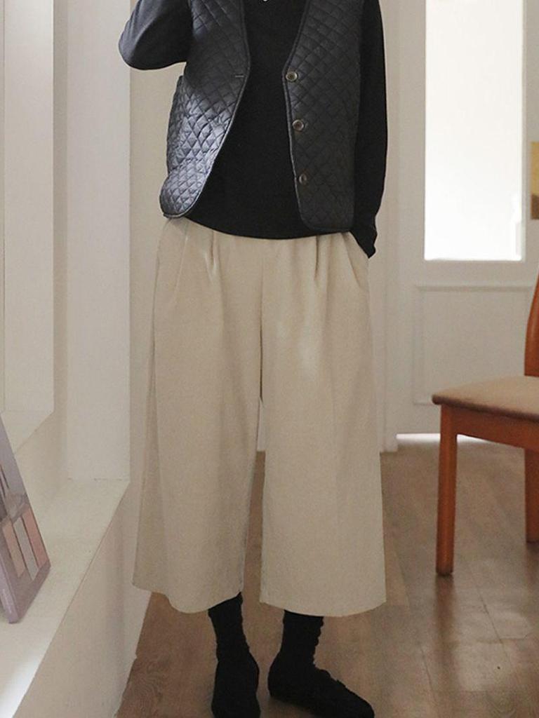 Wiosna 2025 Sztruksowe Krótkie Spodnie z Szerokimi Nogawkami: Luźny krój, Rozmiary od małych do plus size, Opcja z grubego aksamitu