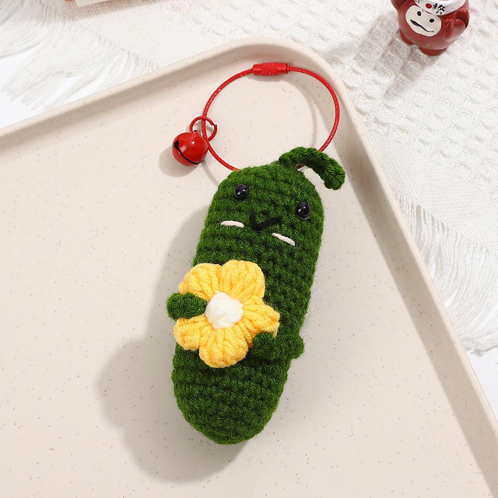 Creative Knitting Fruit Keychain Pendant Christmas Gift Cute Handmade Knitted Avocado Carrot Weaved Keyrings for Bag Accessories
