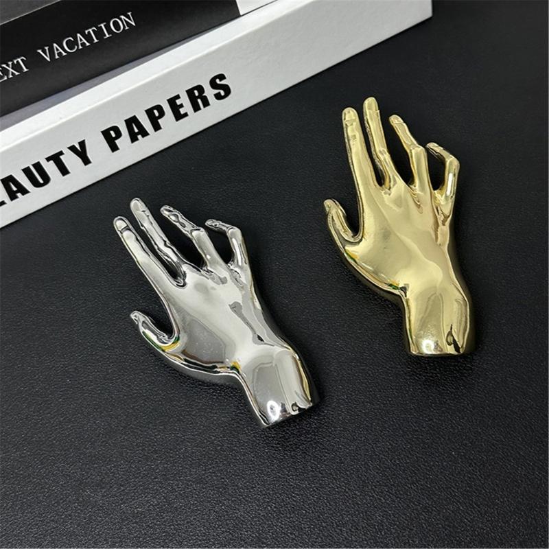 Unique Hand Gesture Brooch Adornment Creative Large Hand Shape Pin for Women Men Punk Party Brooches Pins Accessory