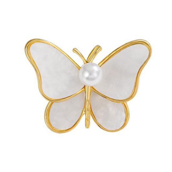

Women Brooch Sparkling Rhinestones Faux Pearl Butterflies Shape Lapel Pin Suits Coats Bags Scarves Badge Versatile Accessory