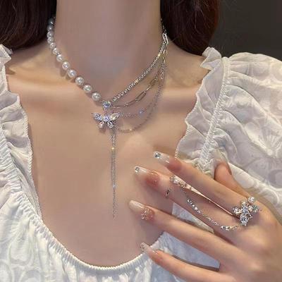 Colar Choker Borboleta Feminino Bling Cristal Strass Pingente 2023 Mais Novo Corrente de Colar Corrente de Pescoço Pequena de Luxo Leve