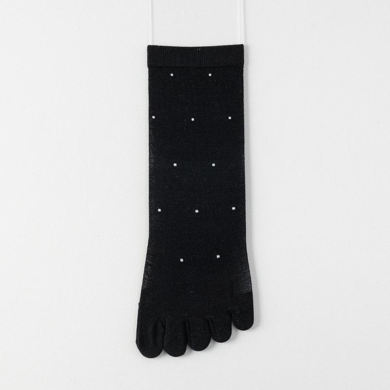 

Silk-silk Five-fingered Women s Color-matched Polka Dot Mesh Tube Socks with Breathability and Sweat Absorption, with Individual Toes Exposed. 1 pair чорний