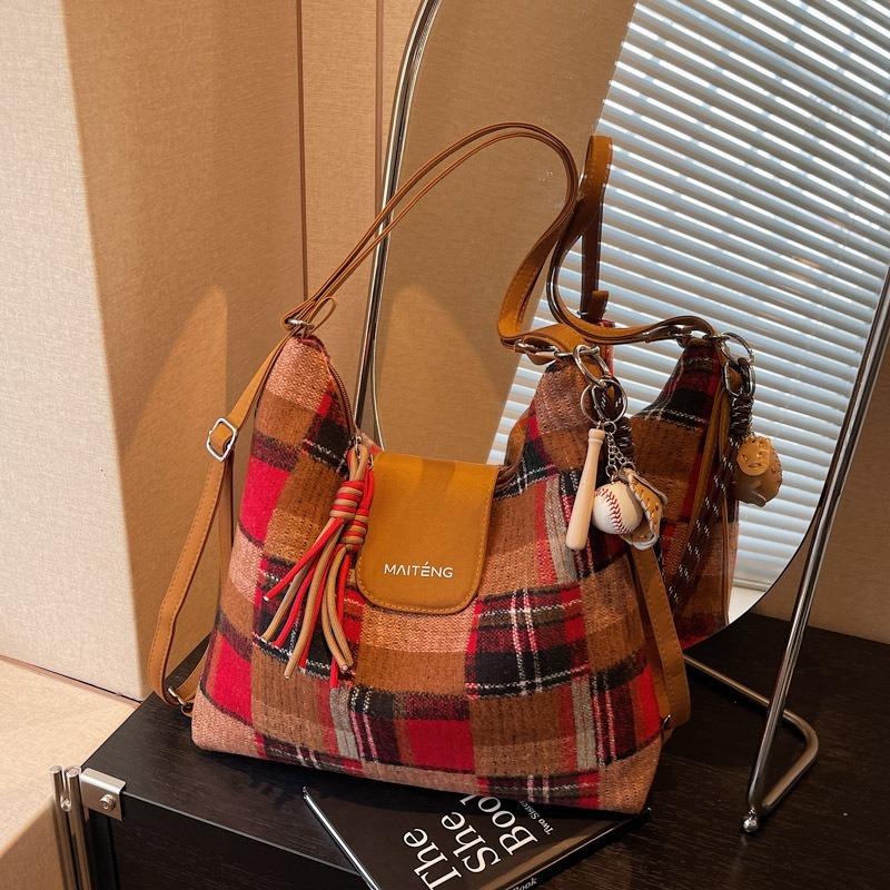 Leisure Commuting Contrasting Color Tote Bag Women's New Large-capacity Shoulder Bag Multi-functional Backpack