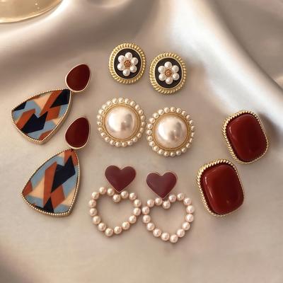 Five Pairs of Retro Hong Kong Style Wine Red  Stud Earrings Femal Temperament High-end Love Pearl  Geometric Jewelry Set