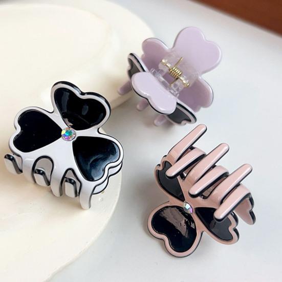 Shark Hair Claw, Built-in High Elastic Spring Hair Clip, Clover Shape Back Head Hair Clip, Portable Hair Accessory for Daily Travel