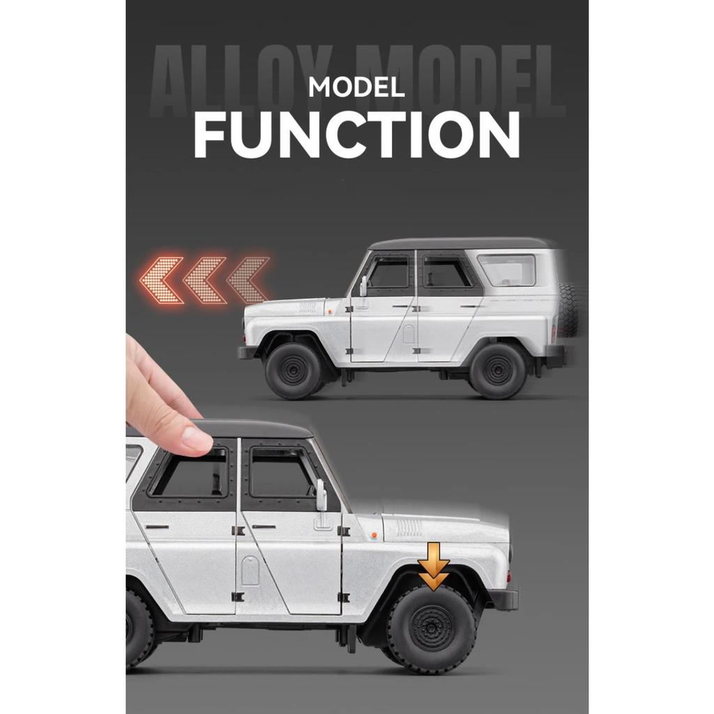 1/18 UAZ Hunter SUV Alloy Car Diecasts & Toy Vehicles Metal Toy Car Model Sound and Light Collection Kids Toy