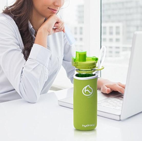 Infuse Fruit Infuser Water Bottle (Green), 750ml, BPA-Free, Includes Cooler Bag, Leak-Proof Lock, Perfect for Sports and Outdoor Activities, Detox