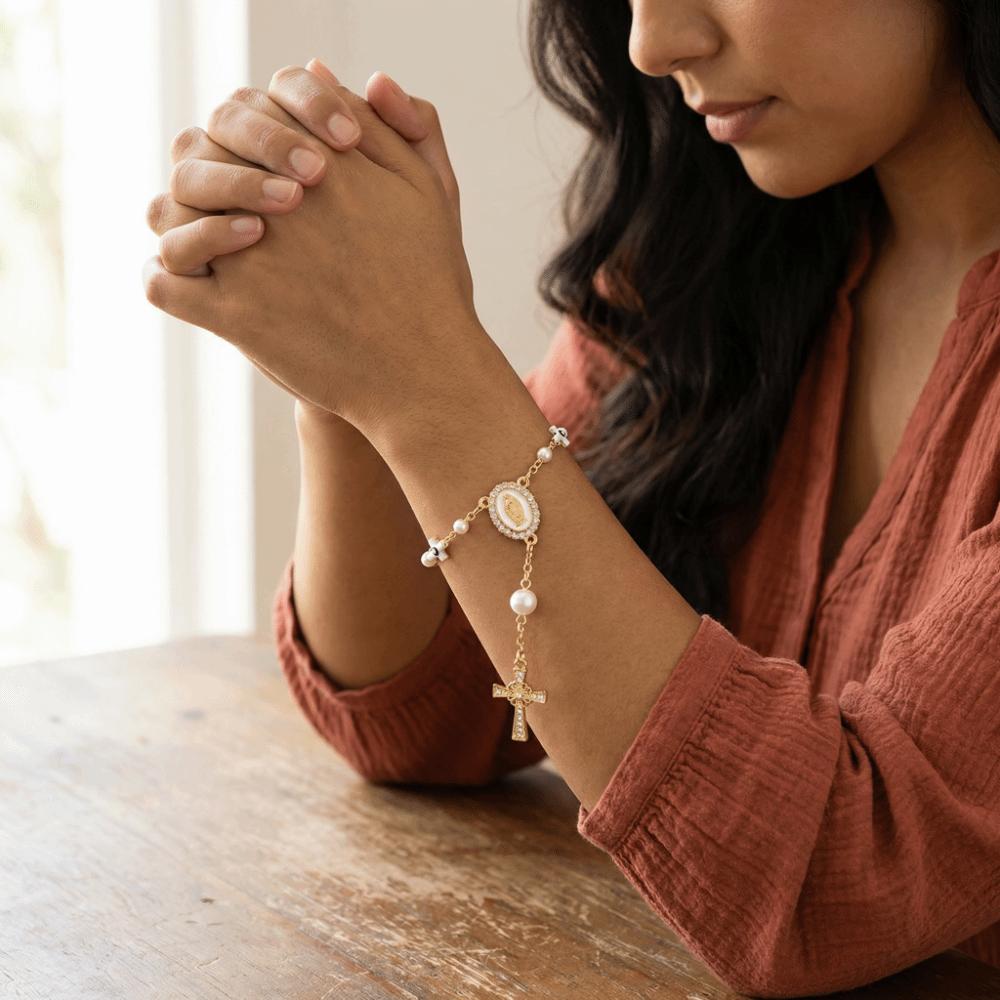 Adjustable Women's Hand Bracelet Bangle Prayer Bracelet Cross Pendant Bracelet  Gifts