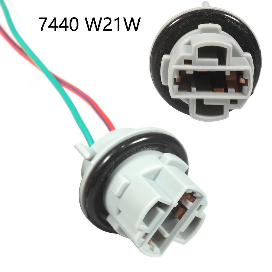 2Pcs T20 7443 Socket Adapter W21/5W 7440 W21W LED Connect Wiring Holder Car Brake Light Reverse Lamp Base T20 7440