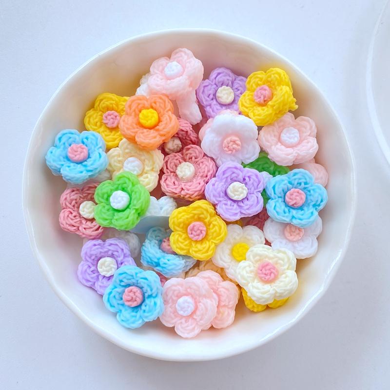 

50Pcs New Cute Mini 12mm Simulated Yarn Flower Flat Back Fit Phone Manicure Deco Anicure Embellishments For Hair Bows Accessorie