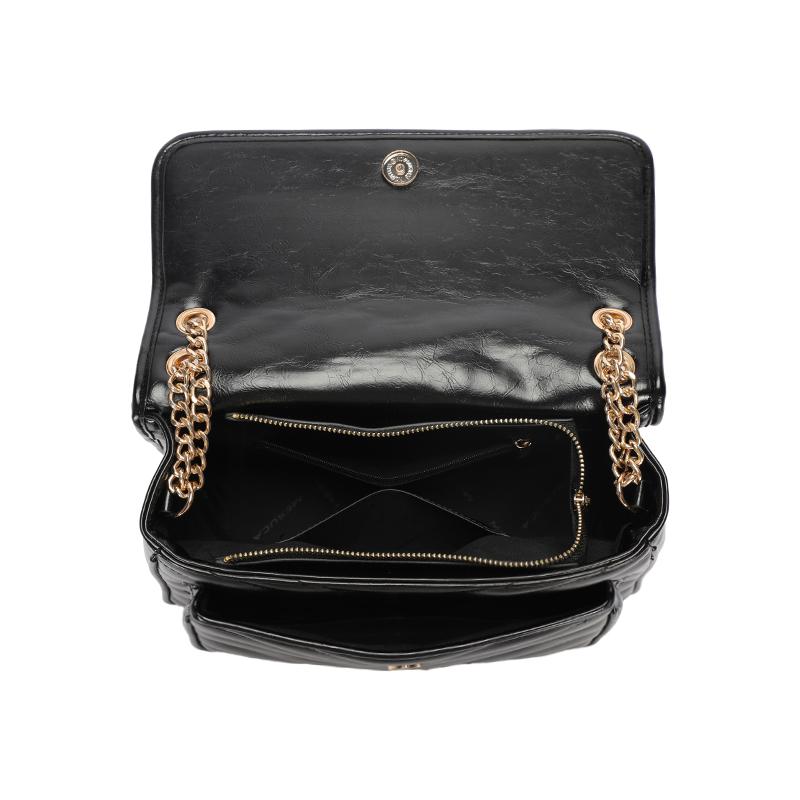 New Sanrio Hello Kitty Synthetic Leather Shoulder Bag Crossbody Bag Regular Women's Black/Ecru HHF249791