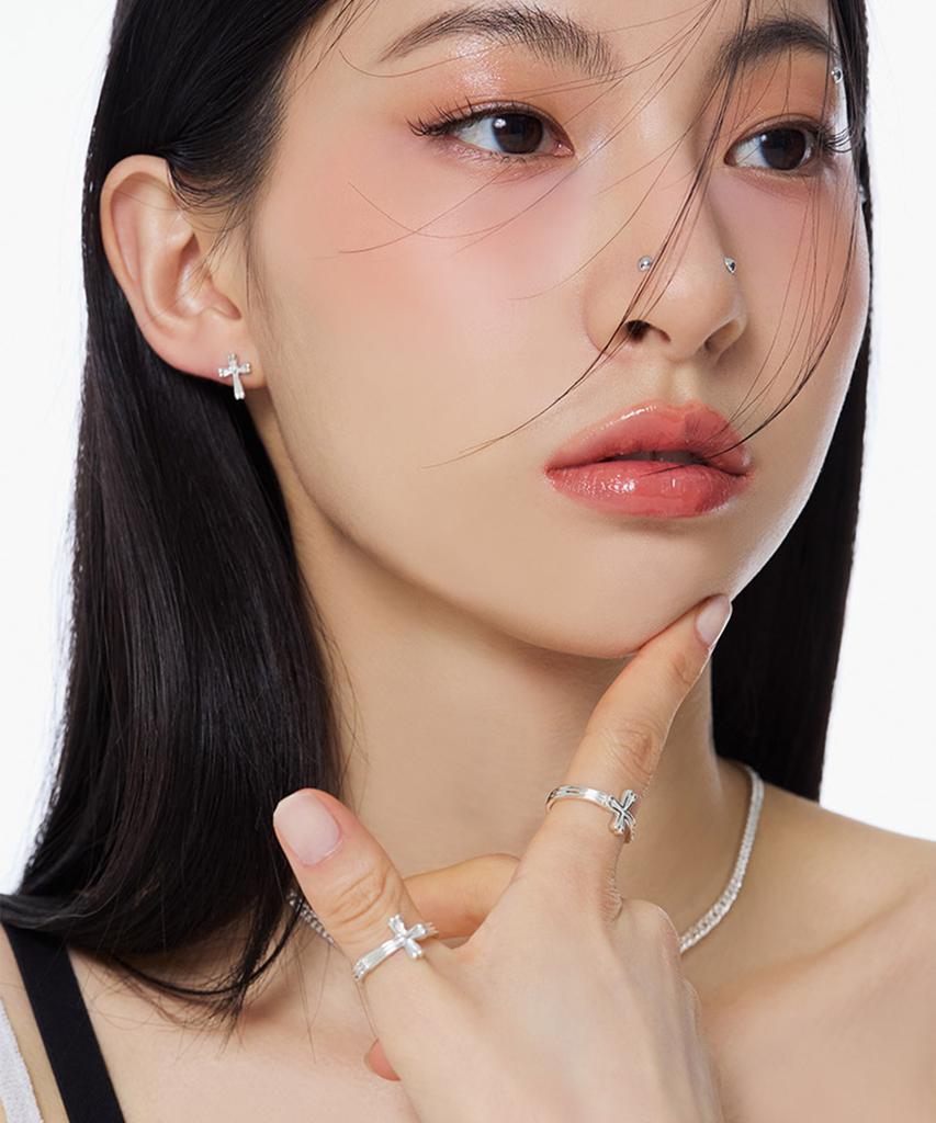 Nimbus Shine Cross Slim Ring