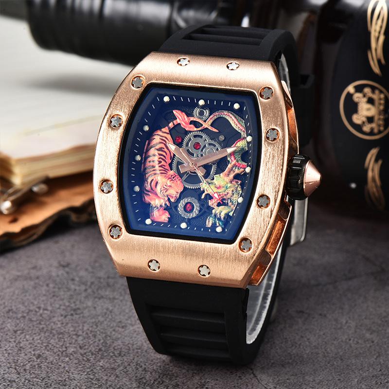 New Dragon Tiger Pattern Lassa Quartz Watch Men's Three-Pin Fashion Trend Calendar Watch