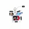 BTS Portachiavi Stile Disco in Vinile, con una Persona Reale, un Personaggio dei Cartoni Animati e un Bastoncino Luminoso – Un Accessorio in Tre Pezzi per Merchandising di Celebrità.
