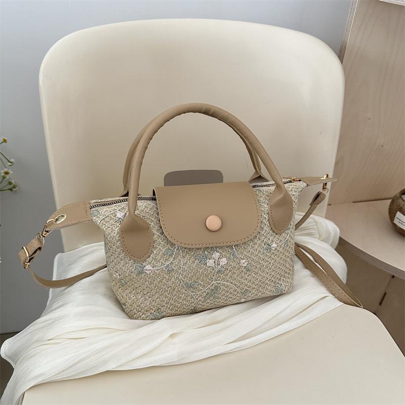 2024 New White Straw Woven Shoulder Bag For Women Stylish Street Fashion Crossbody Bag