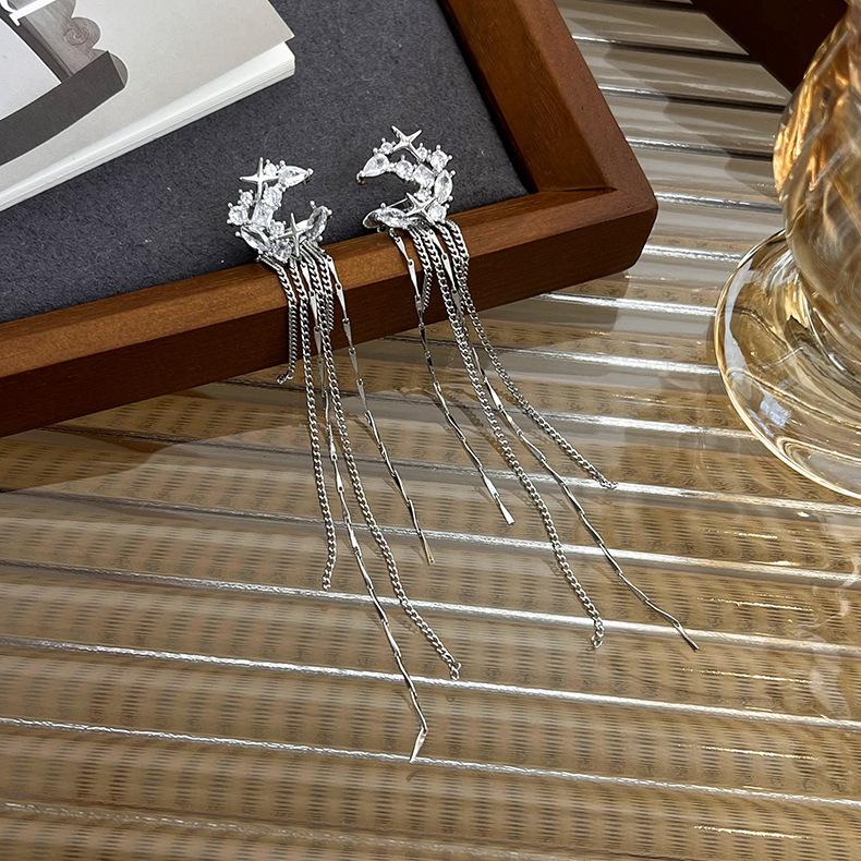 

Длинные серьги с кисточками в виде луны, круглое лицо, без пирсинга, серьги-клипсы для ушей, нишевые модные зажимы для ушей для девочек