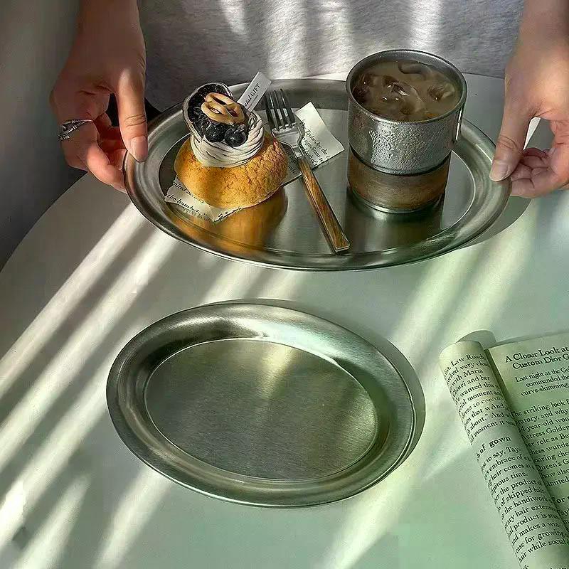 Piatto Ovale in Acciaio Inossidabile per Pesce Piatto Basso Poco Profondo per Cibo da Tavola Domestico, Festa, Dessert, Cottura, Decorazione Tavola da Cucina
