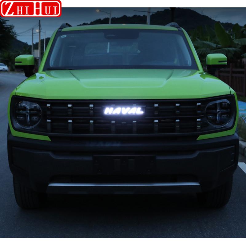 Dla Haval H3 2024 2025 Stylizacja Samochodu Emblemat na Przednią Kratkę Światło na Przednią Kratkę Dymiony Czarny Zewnętrzne Światła Dekoracyjne Akcesoria