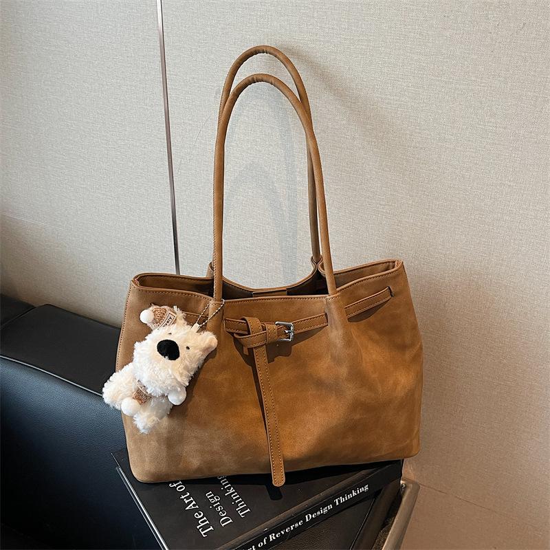 Retro Autumn and Winter New Fashion Simple Large Capacity Shoulder Portable Tote Bag Women's Commuter Armpit Bag