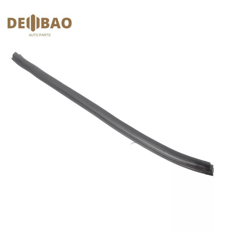 68143139AC Automobile Parts Rear Left Wheelhouse Weatherstrip for Jeep Cherokee