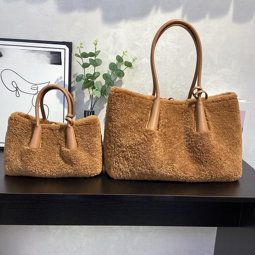 Large Capacity Simple Winter Women's Bag 2025 New Trendy Fashion Handbag One-shoulder Wool Foreign Style Tote Bag