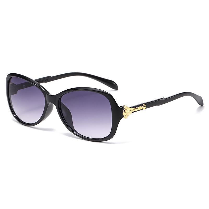 

2026 Stylish Large Frame Women s Sunglasses with Inlaid Pieces and UV Protection