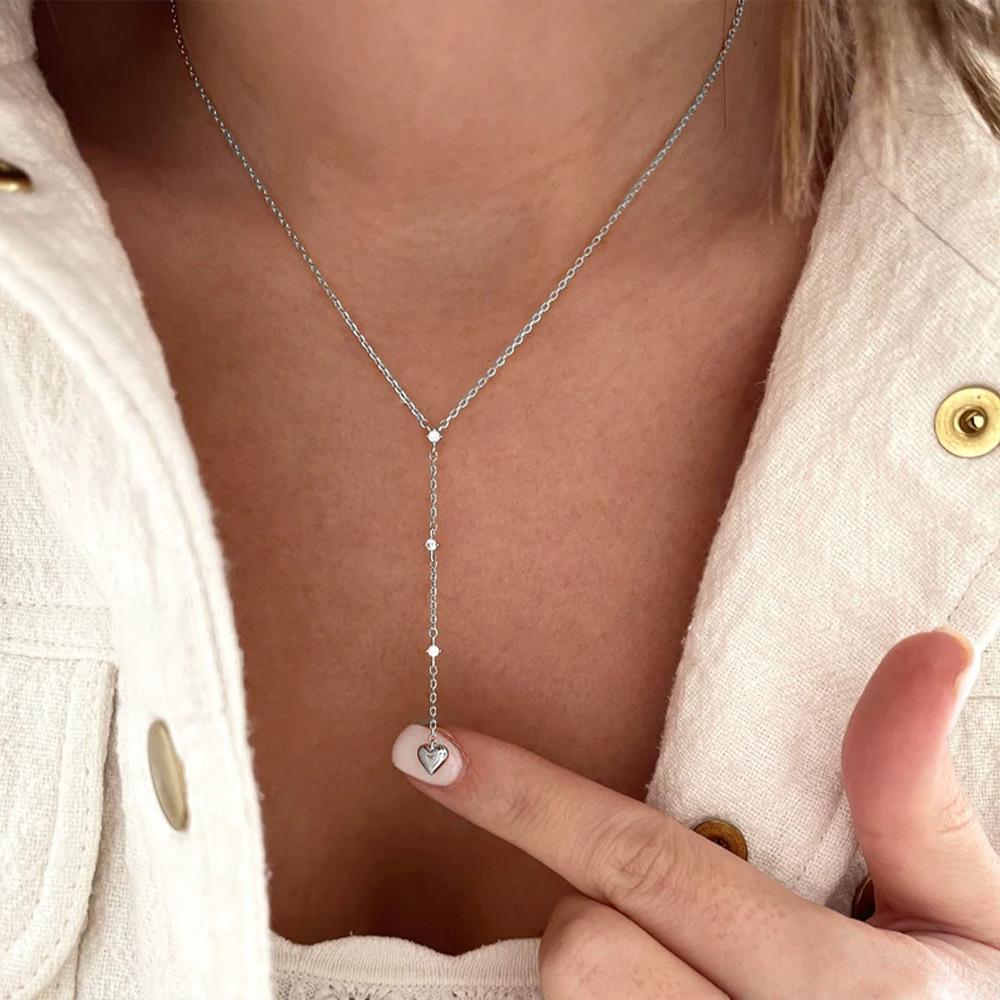 Diamond-encrusted love tassel Y-shaped collarbone necklace Japan and Korea INS wear collarbone chain