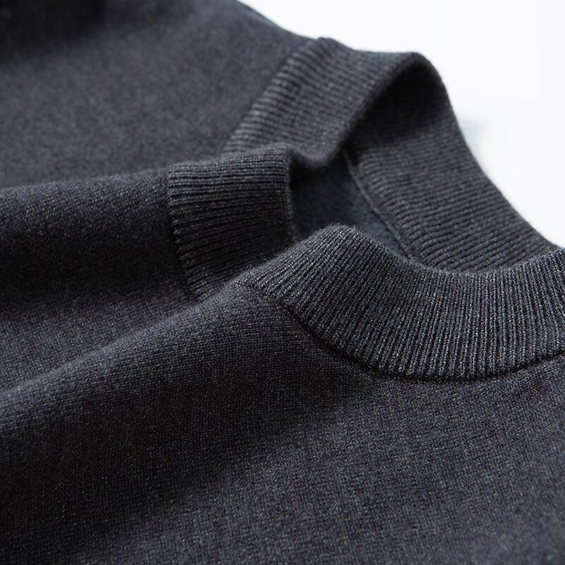 FAPAI Men's Round Neck Solid Knit Sweater