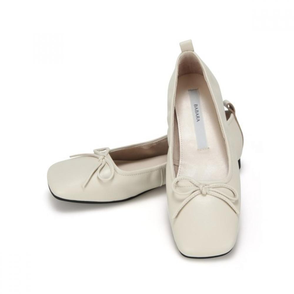 Barbara Leather Square Toe 1cm Flat Bbc580wt 250mm 12630₽