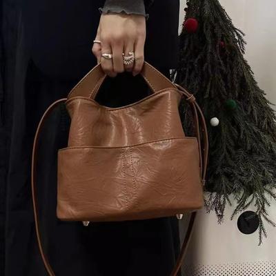 Bag Women's 2024 Early Spring New Large Capacity Handbag Premium Sense Niche Commuter Hand Grab Crossbody Bucket Bag