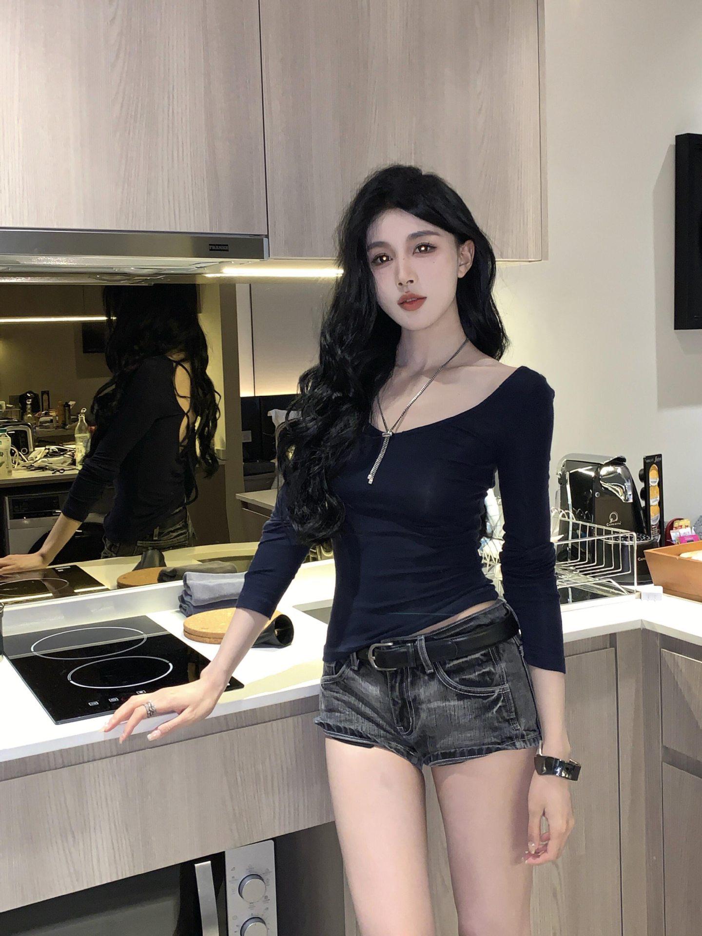 Spicy American Retro Low-Waist Denim Hot Pants for Women – Spring/Summer 2026 Slim Fit Small