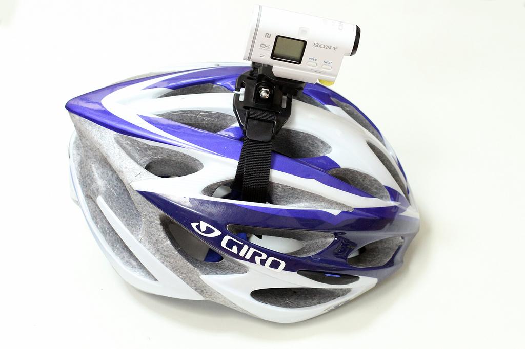 Vented Helmet Strap Mount for for REC-MOUNTS FDR-X1000V/HDR-AS200V/HDR-AZ1 Vented, Bicycles, Skiing, Kayaking, Etc. [REC-B50-CN]