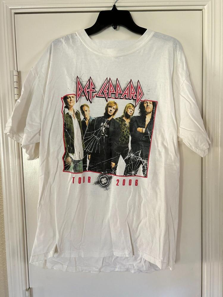 Def Leppard Band YEAH! Tour Shirt Unisex Cotton Adult T-Shirt GS326 Unisex T-Shirt M