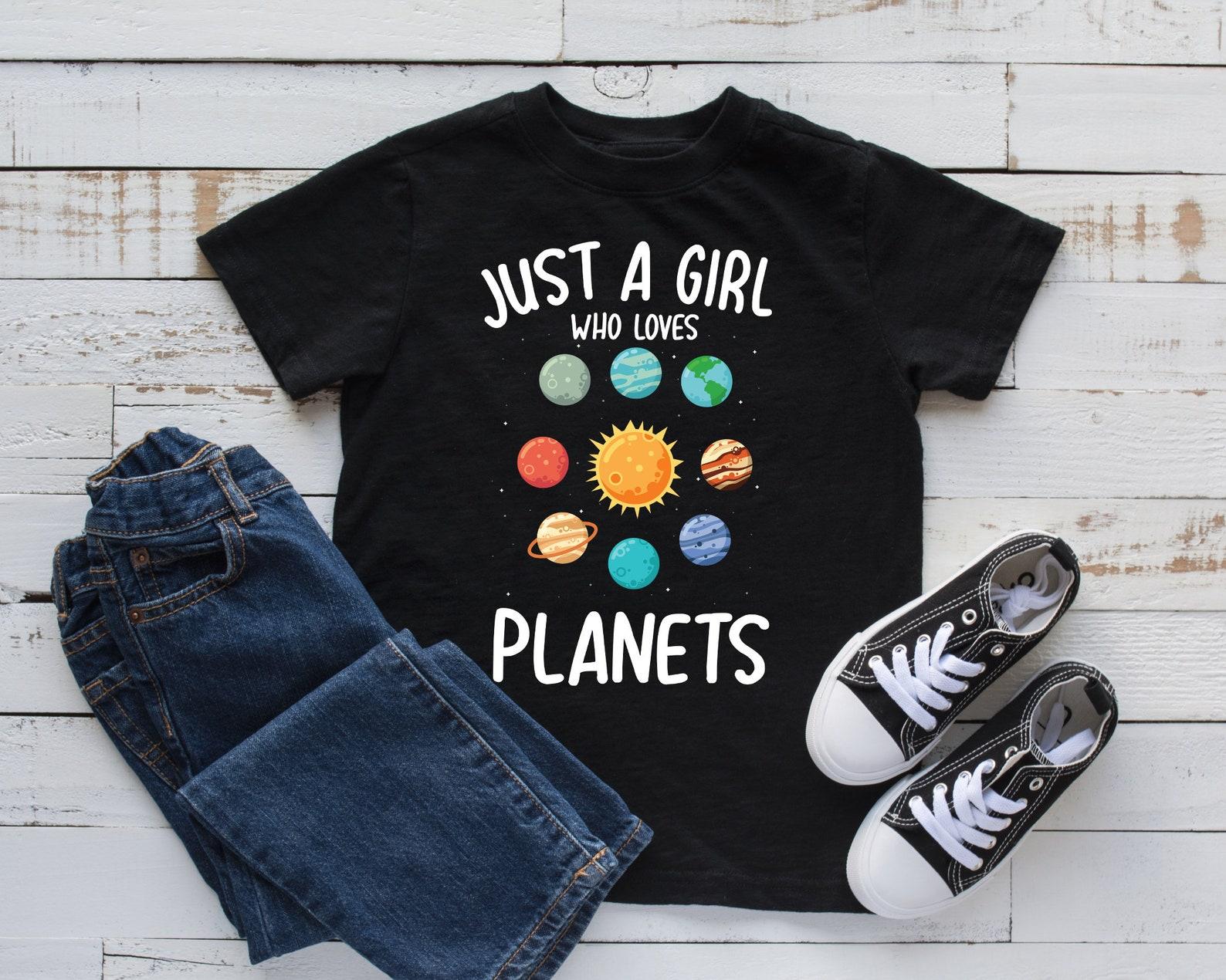 Girl Who Loves Planets T-Shirt, Cute Space Tee, Galaxy Astronaut, Tank Top, T-shirt, T-shirt,T-shirt, Kids Tee Apparel Gift 4XL