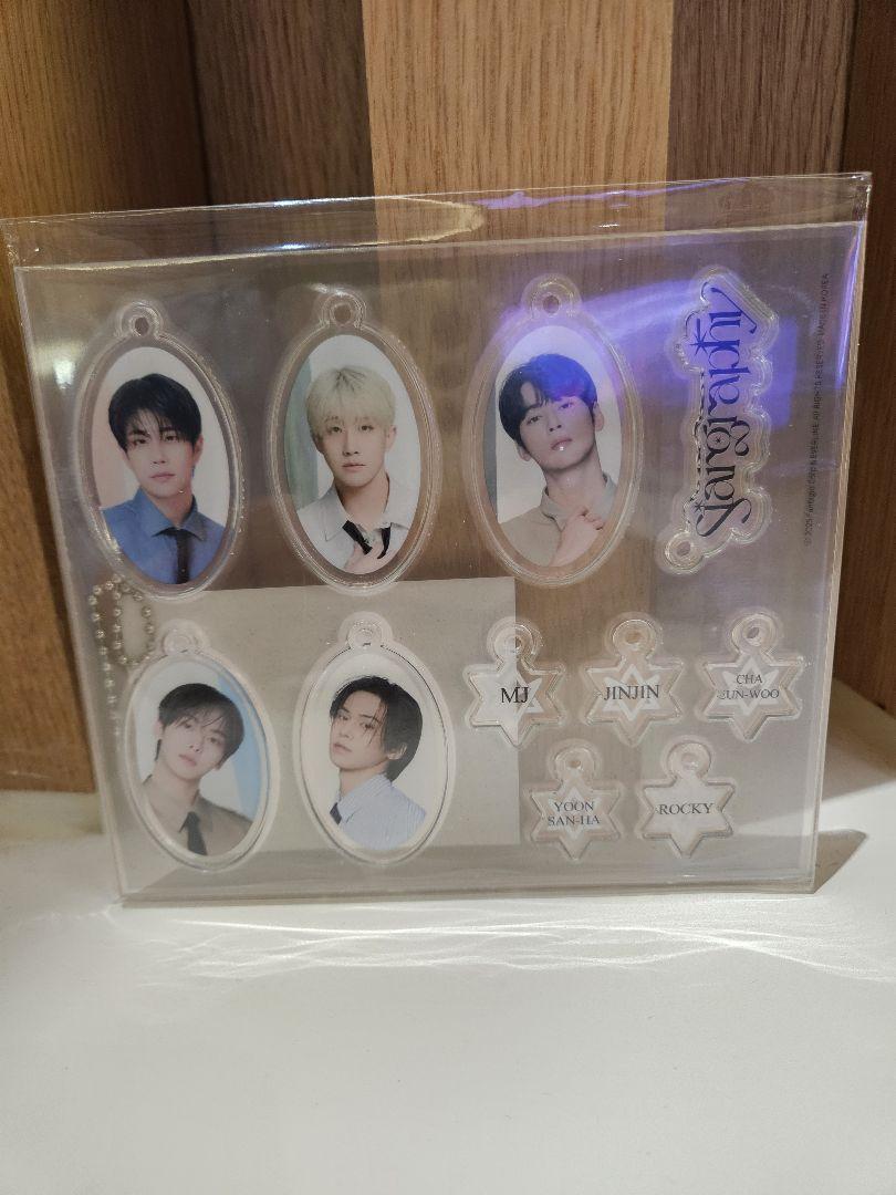 

[Б/У] ASTRO Сеульский концерт Корейский эксклюзивный акриловый стенд