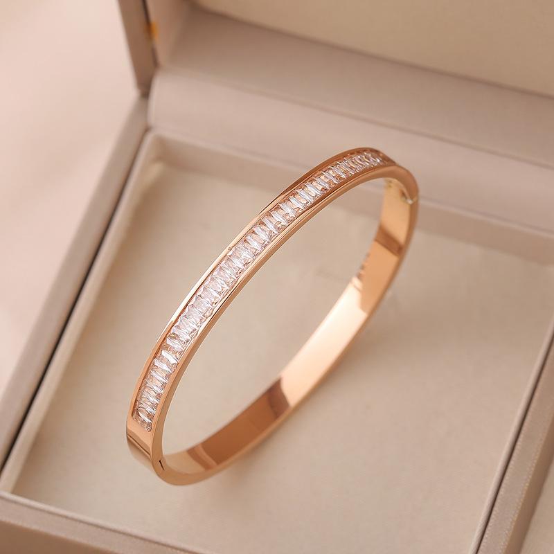 Rose Gold Bamboo Joint Titanium Steel Bangle - Luxurious, Non-fading, Diamond-studded, Waterproof Women's Bracelet.