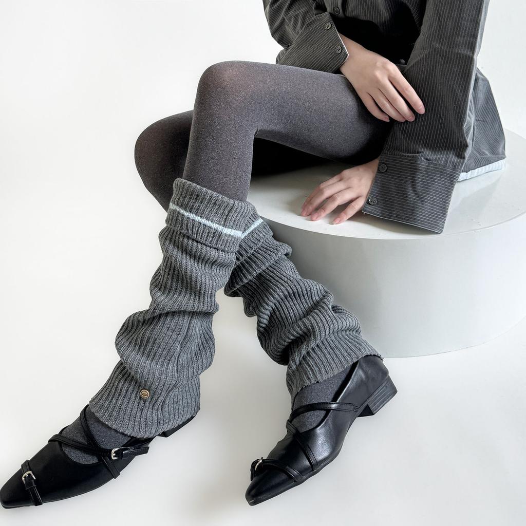 Metal Buckle Design Cuffed Loose Slouchy Leg Warmers for Women Autumn Winter Warm Striped Preppy Style
