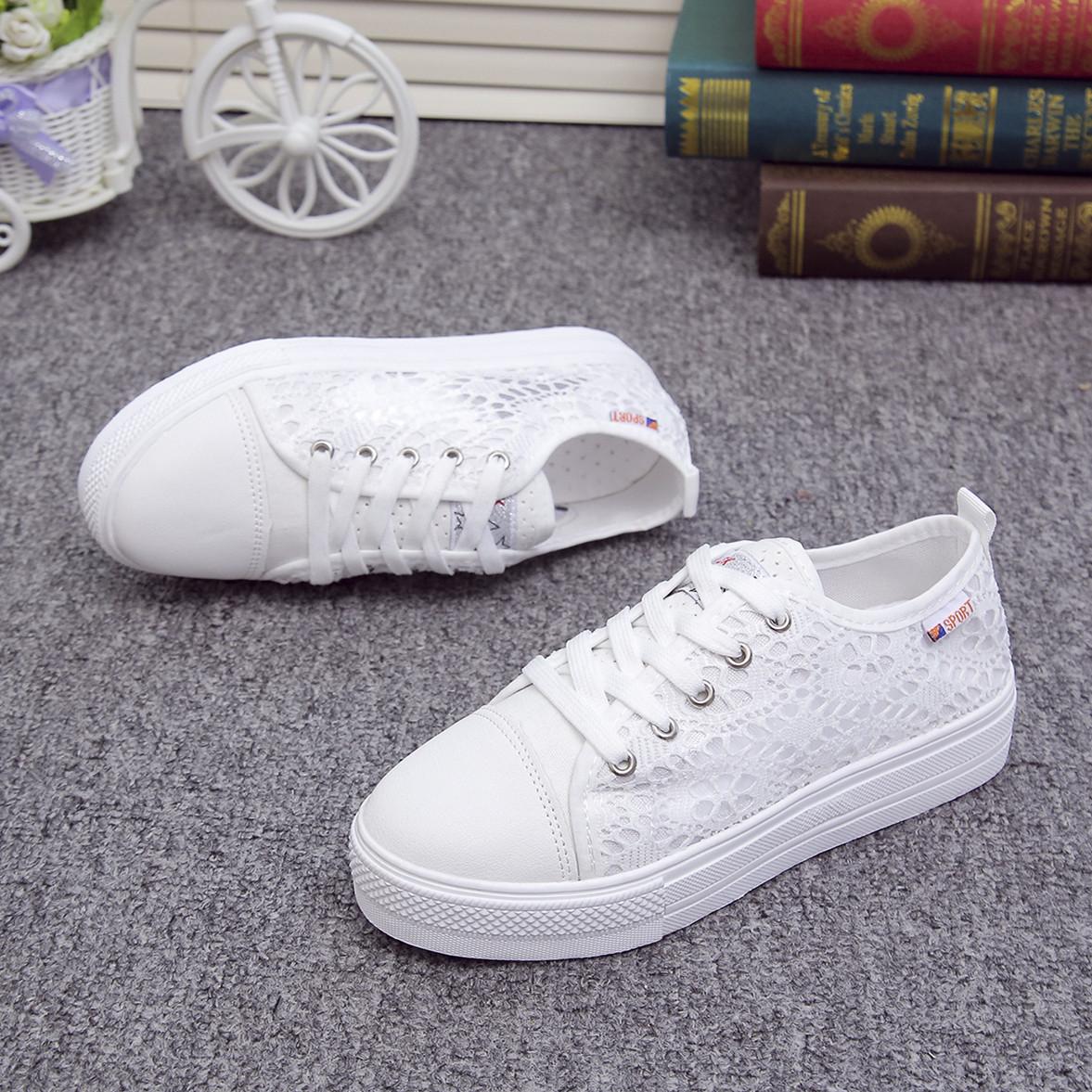 

Белые кроссовки Женская модная летняя обувь для женщин Повседневная кружевная парусиновая полая дышащая платформа кроссовки Tenis Feminino 38 белый