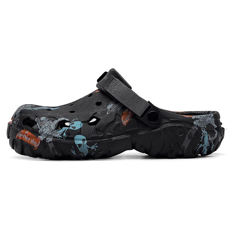 Plus Size 40-47 Summer Men Slippers Clogs Light Soft EVA Men's Hole Shoes Outdoor Sandals Home Garden Shoes Male Beach Flats