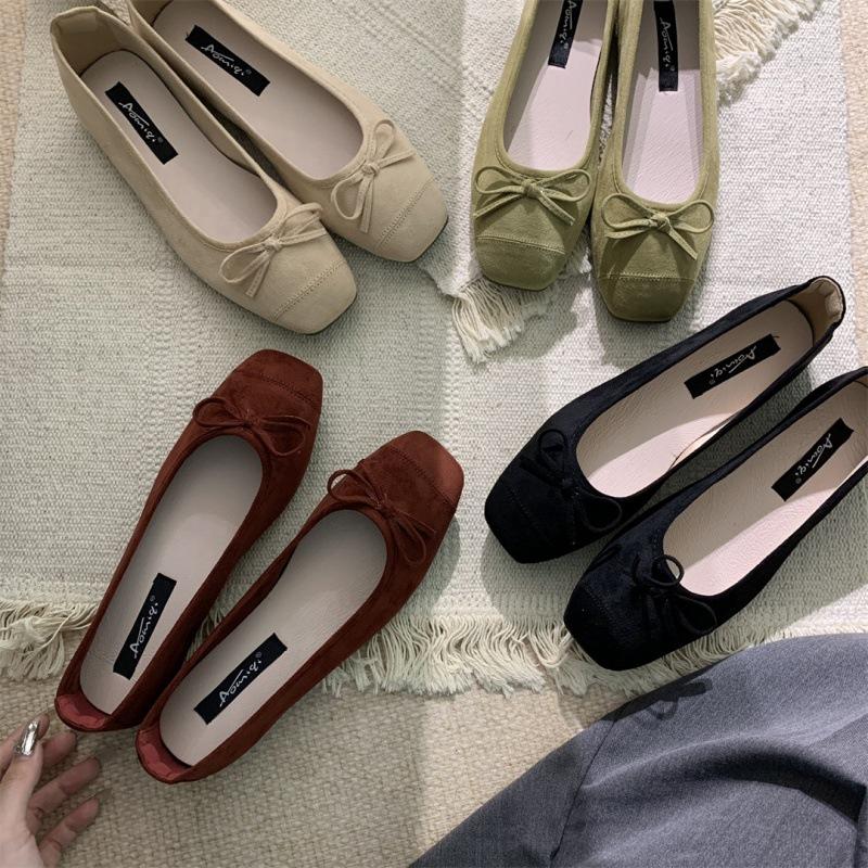 2025 spring and autumn new evening bow flat-bottomed one-pedal French single shoes soft-soled grandma shoes gentle women