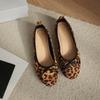 Fashion round toe bowtie flats women leopard mocasines flat heel ballerina shoes sexy leopard loafers zapatos mujer cómodos plus size 43