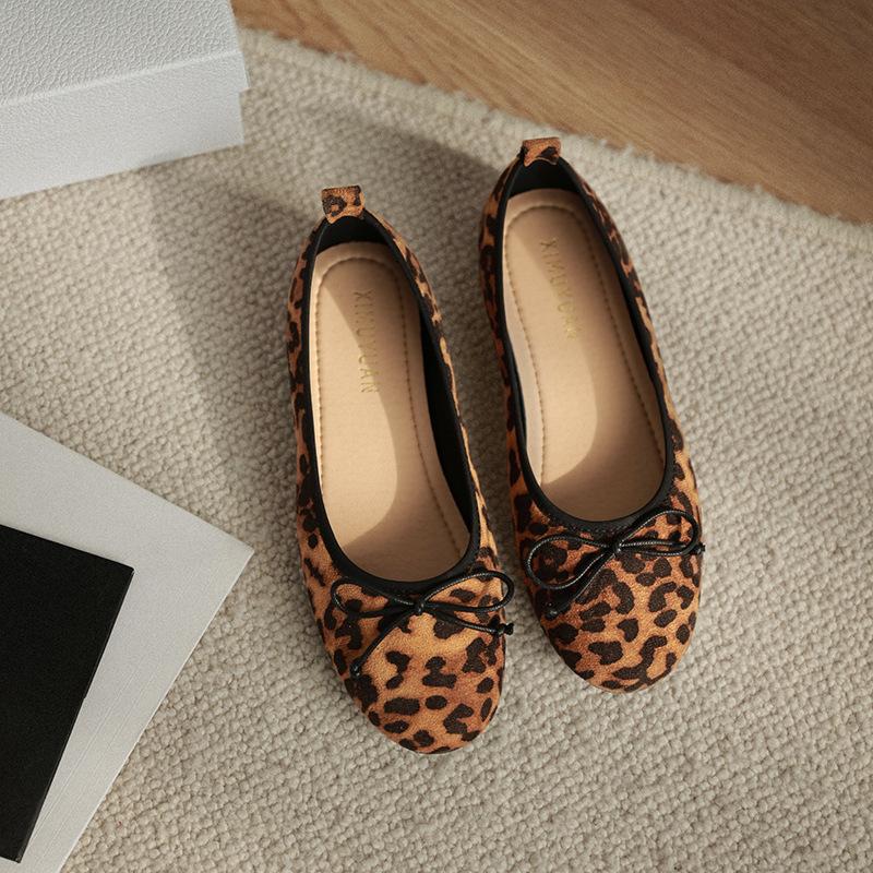 Fashion Round Toe Bowtie Flats Women Leopard Mocasines Flat Heel Ballerina Shoes Sexy Leopard Loafers Zapatos Mujer Cómodos Plus Size 43