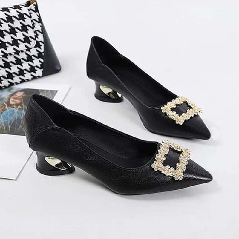 Fashion Rhinestone Buckle Shallow Single Shoes Women's Spring and Summer New Temperament Pointed Thick Heel Small Leather Shoes Shoes