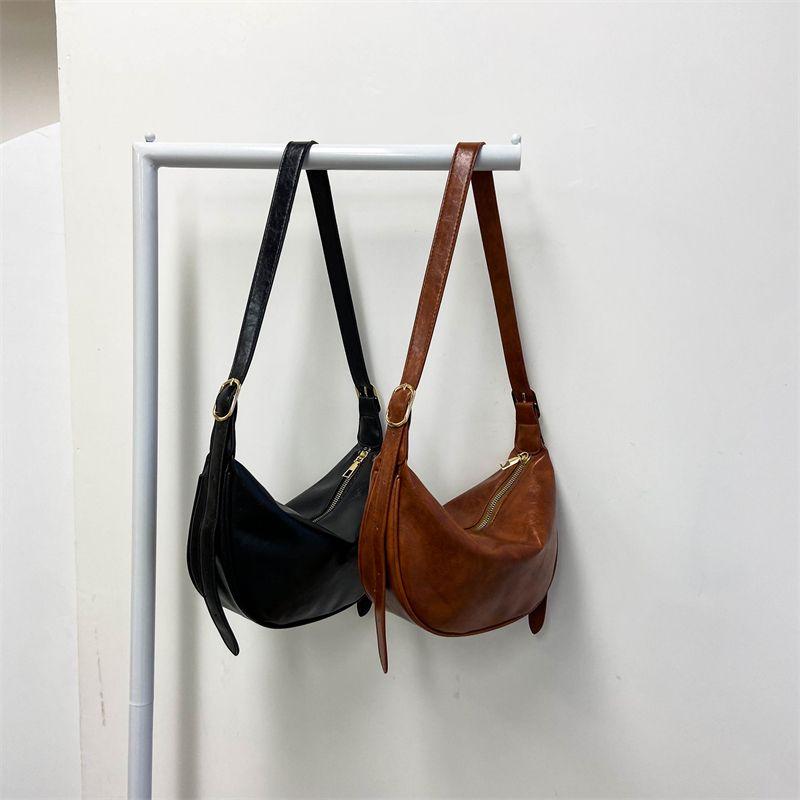 Retro Crossbody Bags for Women Large-capacity Versatile and Personalized Single-shoulder Bags Stylish French-style Dumpling-shaped Bags