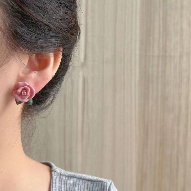 Elegant Camellia Stud Earrings: 2023 Trendy Summer Design