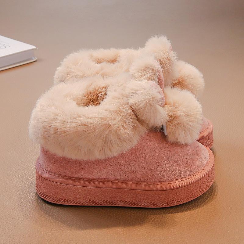 Children's Snow Boots 2025 New Little Girl Foreign Air Hairball Cute One-pedal Cotton Shoes Velvet Warm Short Boots