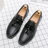 Fashion Luxury Brand Tassel Loafers Brown Slip-on Comfortable Men Leather Shoes High Quality Casual Shoes Fashion Designer Men Moccasin