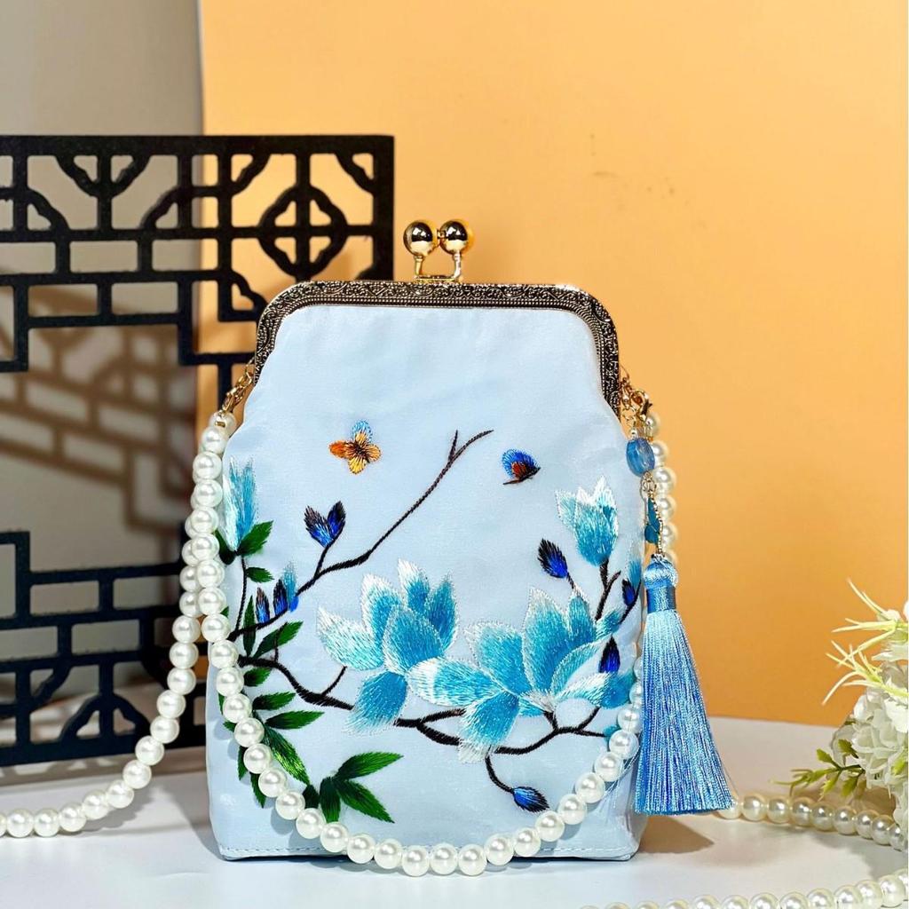 Ancient Style Single Shoulder Crossbody Cheongsam Bag with Embroidery Clasp Handbag