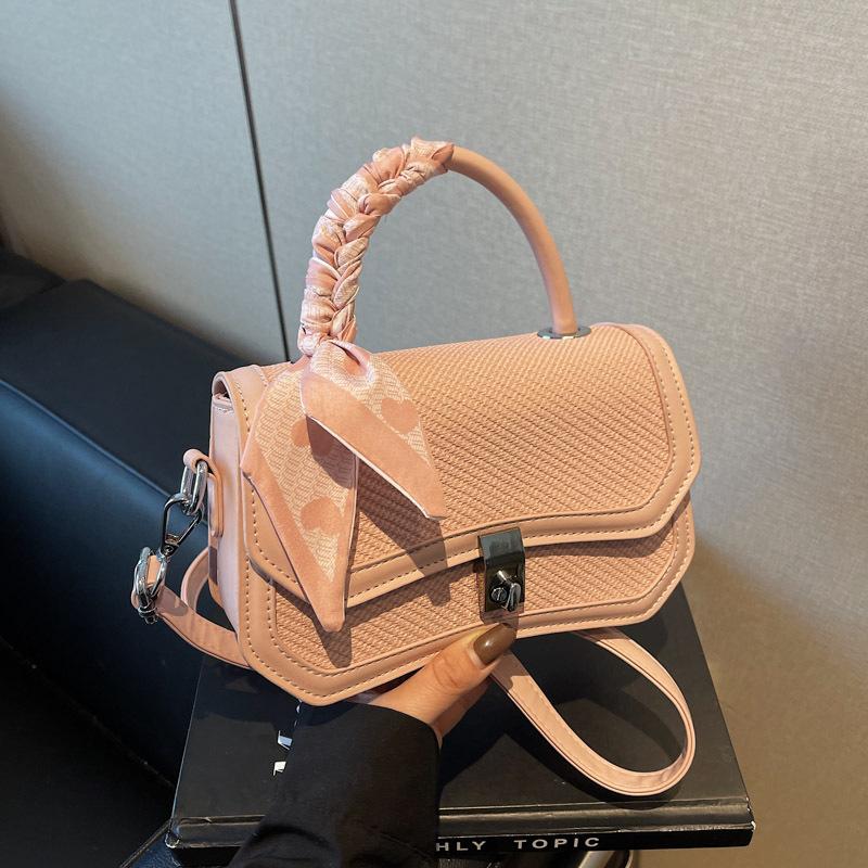 Versatile woven bag women's new spring and summer fashion niche shoulder messenger bag portable small square bag