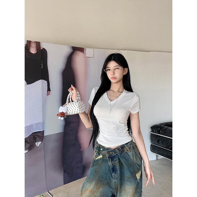 

Be careful with the machine V-neck short-sleeved T-shirt for women, the new Korean slim-fitting waist-pinching and thin top in summer S
